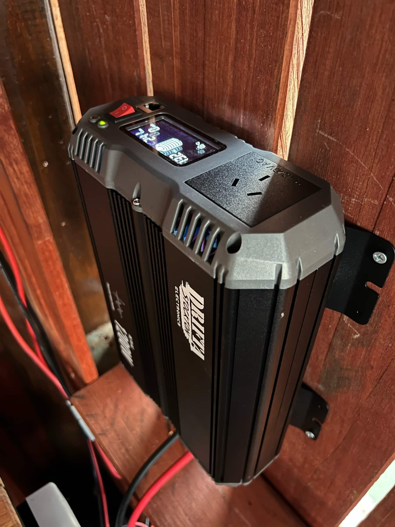 Drifta Stockton 1200W 2500W Pure Sine Wave Inverter 13 - Drifta Stockton Melbourne