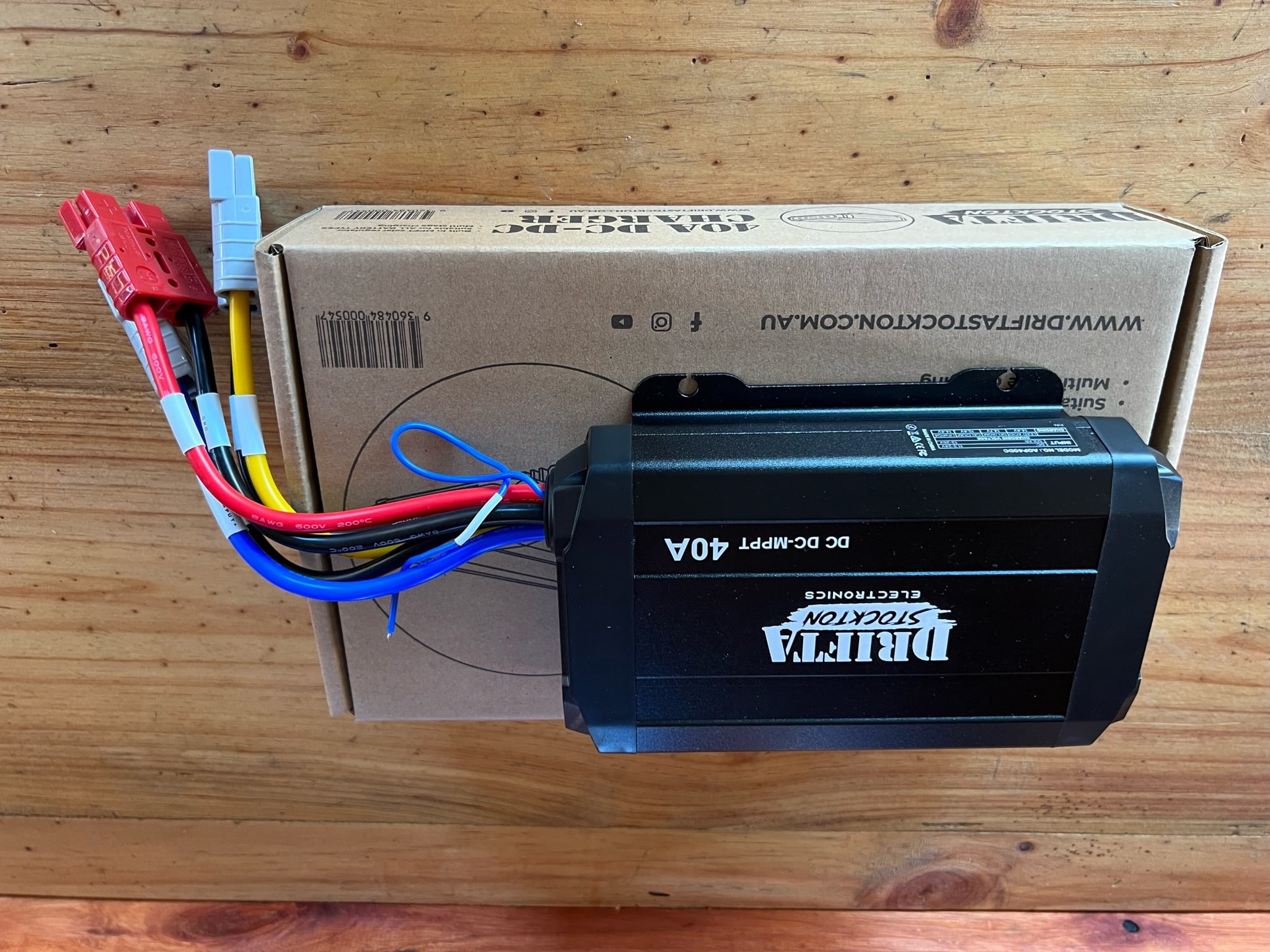 Drifta Stockton 40A DC-DC Charger 6 - Drifta Stockton Melbourne